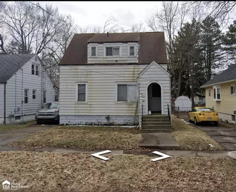 1033 Bloor, Flint, MI 48507