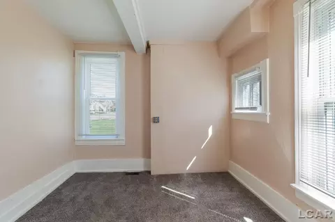 Bedroom - 609 S Blackstone, Jackson, MI 49203 photo 2 of 4
