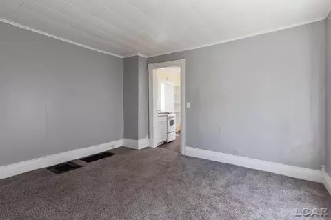Bedroom - 609 S Blackstone, Jackson, MI 49203 photo 1 of 4