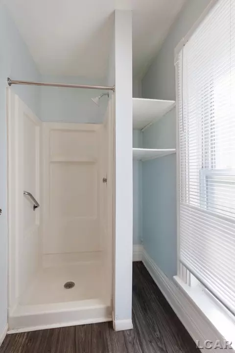 Bath - 609 S Blackstone, Jackson, MI 49203 photo 1 of 5