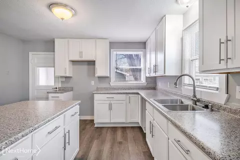 Kitchen - 12060 Emelia, Birch Run, MI 48415 photo 5 of 5