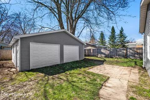 Exterior - 12060 Emelia, Birch Run, MI 48415 photo 2 of 9