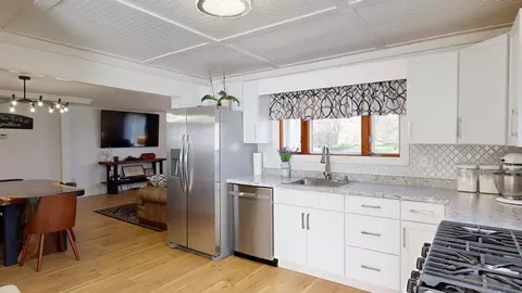 Kitchen - 1090 E Costello, Mount Morris, MI 48458 photo 3 of 3
