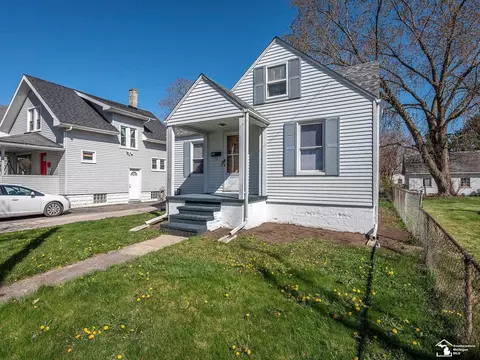 Exterior - 913 Smith, Monroe, MI 48161 photo 6 of 6