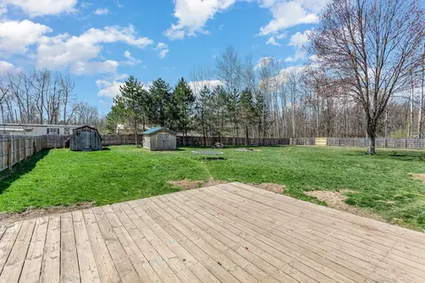 Exterior - 4307 Bay, Gladwin, MI 48624 photo 3 of 12