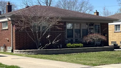 28801 Jane, Saint Clair Shores, MI 48081