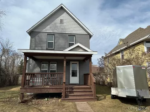 104 Sterling, Negaunee, MI 49866