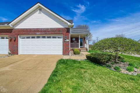 541 Victoria Ln, Romeo, MI 48065