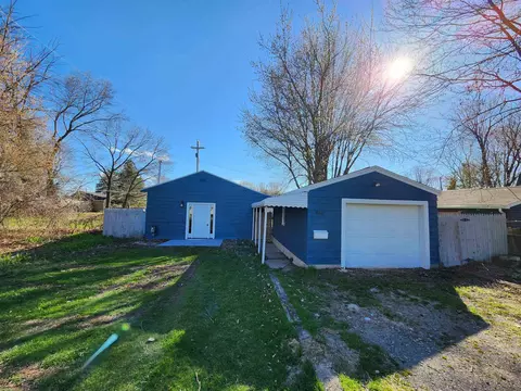 860 Shady Shr, Bay City, MI 48706