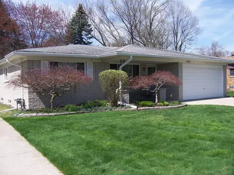 45631 Custer, Utica, MI 48317