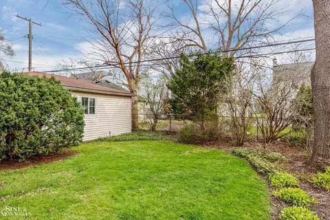 1368 Grayton, Grosse Pointe Park, MI 48230 photo 24