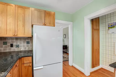 1368 Grayton, Grosse Pointe Park, MI 48230 photo 11