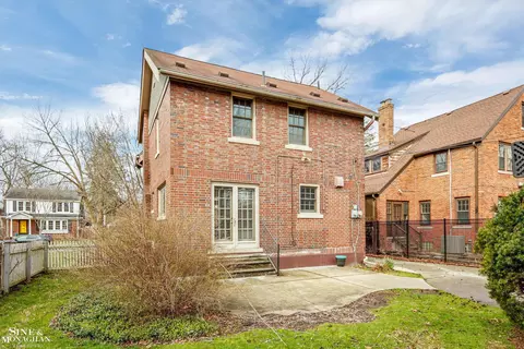 1368 Grayton, Grosse Pointe Park, MI 48230 photo 22