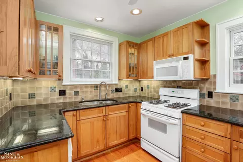 1368 Grayton, Grosse Pointe Park, MI 48230 photo 10