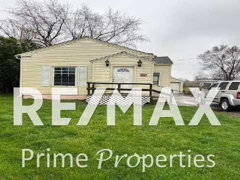 1912 Corunna, Owosso, MI 48867