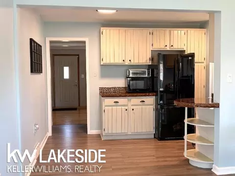 Kitchen - 46784 Wright, Utica, MI 48317 photo 1 of 3