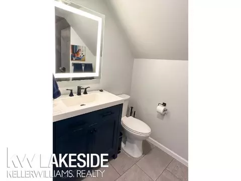 Bath - 46784 Wright, Utica, MI 48317 photo 3 of 3