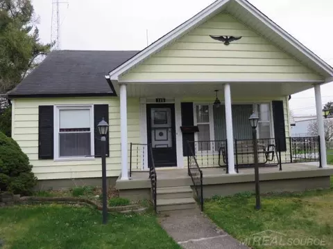 145 Huron, Mount Clemens, MI 48043