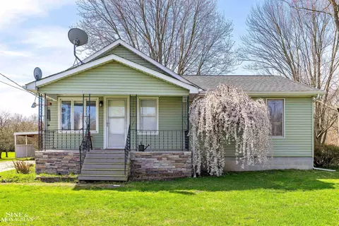 3875 Fred W Moore, East China, MI 48054