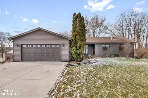 30500 Armada Rdg, Richmond, MI 48062