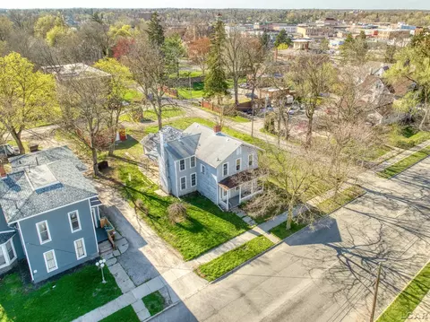 View/Area - 236 Division, Adrian, MI 49221 photo 1 of 4