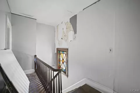 Entry Way - 236 Division, Adrian, MI 49221 photo 5 of 5