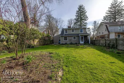 Exterior - 286 Ridgemont, Grosse Pointe Farms, MI 48236 photo 3 of 5