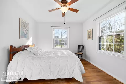 Bedroom - 286 Ridgemont, Grosse Pointe Farms, MI 48236 photo 2 of 4