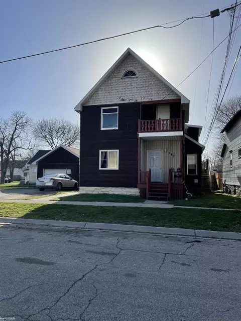 311 12th, Port Huron, MI 48060