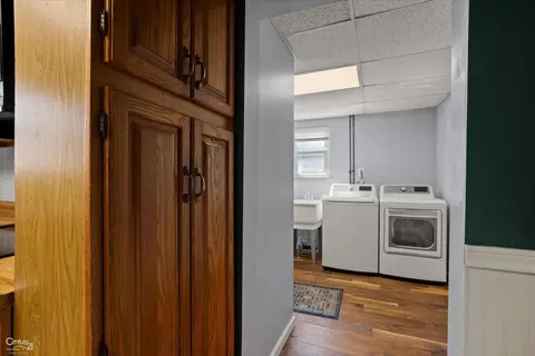 Kitchen - 3063 Oleary, Flint, MI 48504 photo 5 of 5