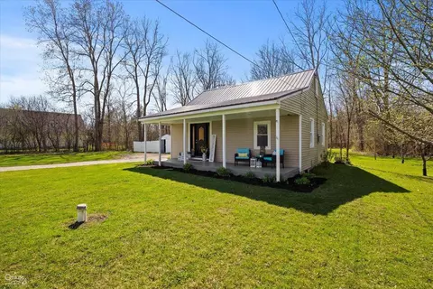 Exterior - 3063 Oleary, Flint, MI 48504 photo 6 of 12
