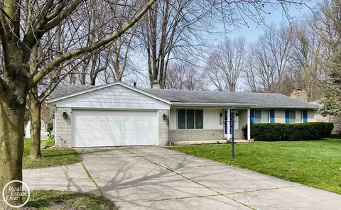 38721 Townhall, Harrison Township, MI 48045