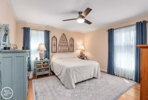 Bedroom - 2040 Allard, Grosse Pointe Woods, MI 48236 photo 1 of 2