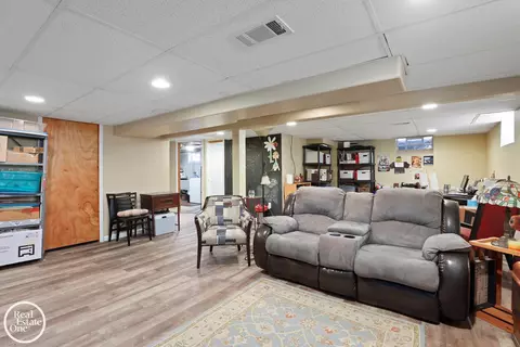 Living - 2040 Allard, Grosse Pointe Woods, MI 48236 photo 3 of 3