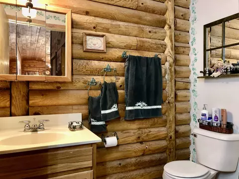 Bath - 1299 E Long Lk, Harrison, MI 48625 photo 3 of 5