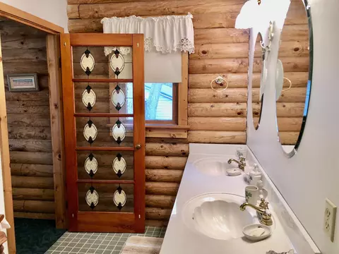 Bath - 1299 E Long Lk, Harrison, MI 48625 photo 2 of 5