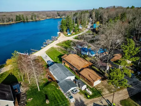 View/Area - 1299 E Long Lk, Harrison, MI 48625 photo 8 of 8