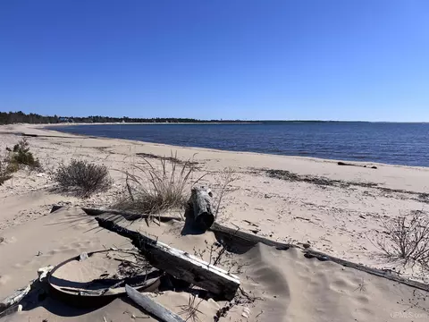 8027 W Us2 # W, Manistique, MI 49854