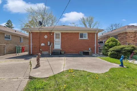 Exterior - 17835 Lincoln, Eastpointe, MI 48021 photo 6 of 7