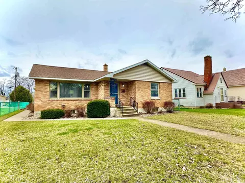 1115 N 18th, Escanaba, MI 49829