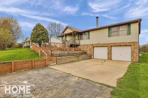 Exterior - 596 Crestview, Corunna, MI 48817 photo 2 of 5