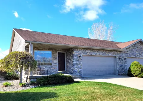 5978 Lexie Ln, Bay City, MI 48706