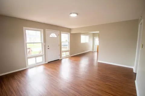 2810 Plainfield, Flint, MI 48506 photo 6