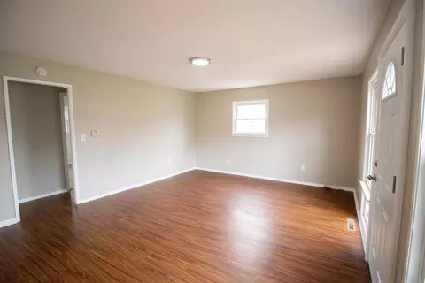 2810 Plainfield, Flint, MI 48506 photo 5