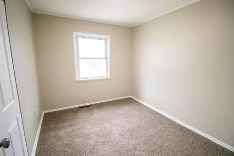 2810 Plainfield, Flint, MI 48506 photo 11