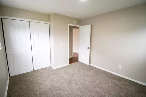 2810 Plainfield, Flint, MI 48506 photo 10