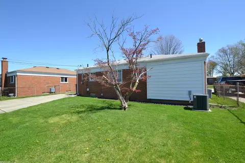 Exterior - 32205 Stricker, Warren, MI 48088 photo 4 of 4