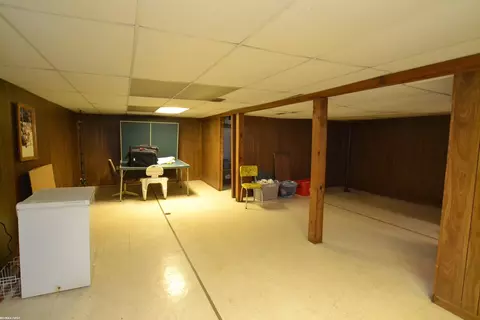 Living - 32205 Stricker, Warren, MI 48088 photo 3 of 3