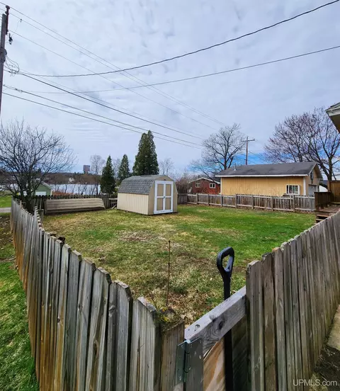 Exterior - 423 W Empire, Ishpeming, MI 49849 photo 6 of 6