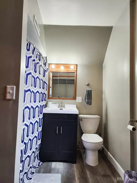 Bath - 423 W Empire, Ishpeming, MI 49849 photo 1 of 3